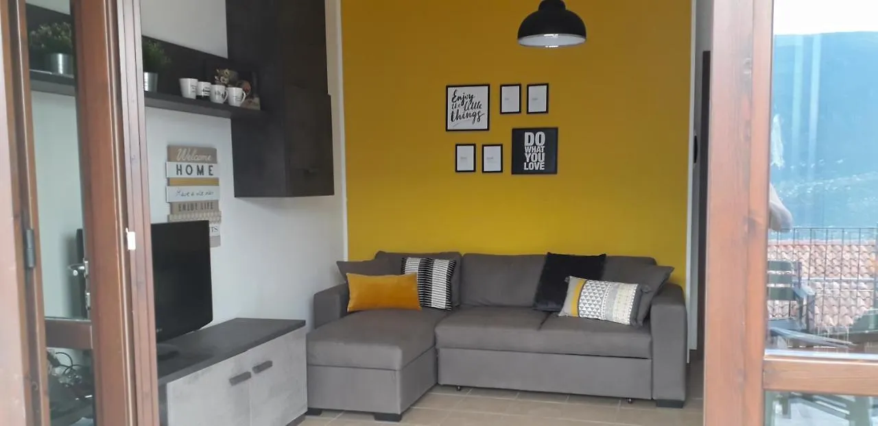 La Quiete Lemon Color By Gardadomusmea Apartment Tremosine Italy