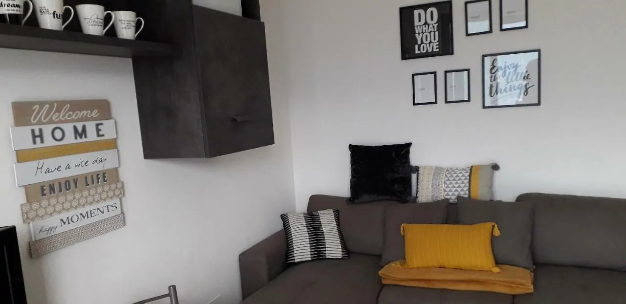 La Quiete Lemon Color By Gardadomusmea Appartement Tremosine